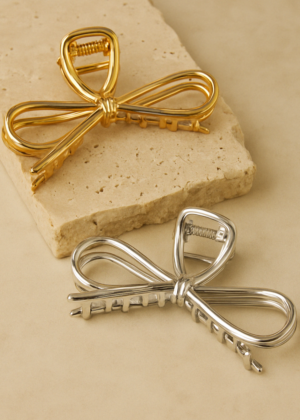 Muse Bow Clip