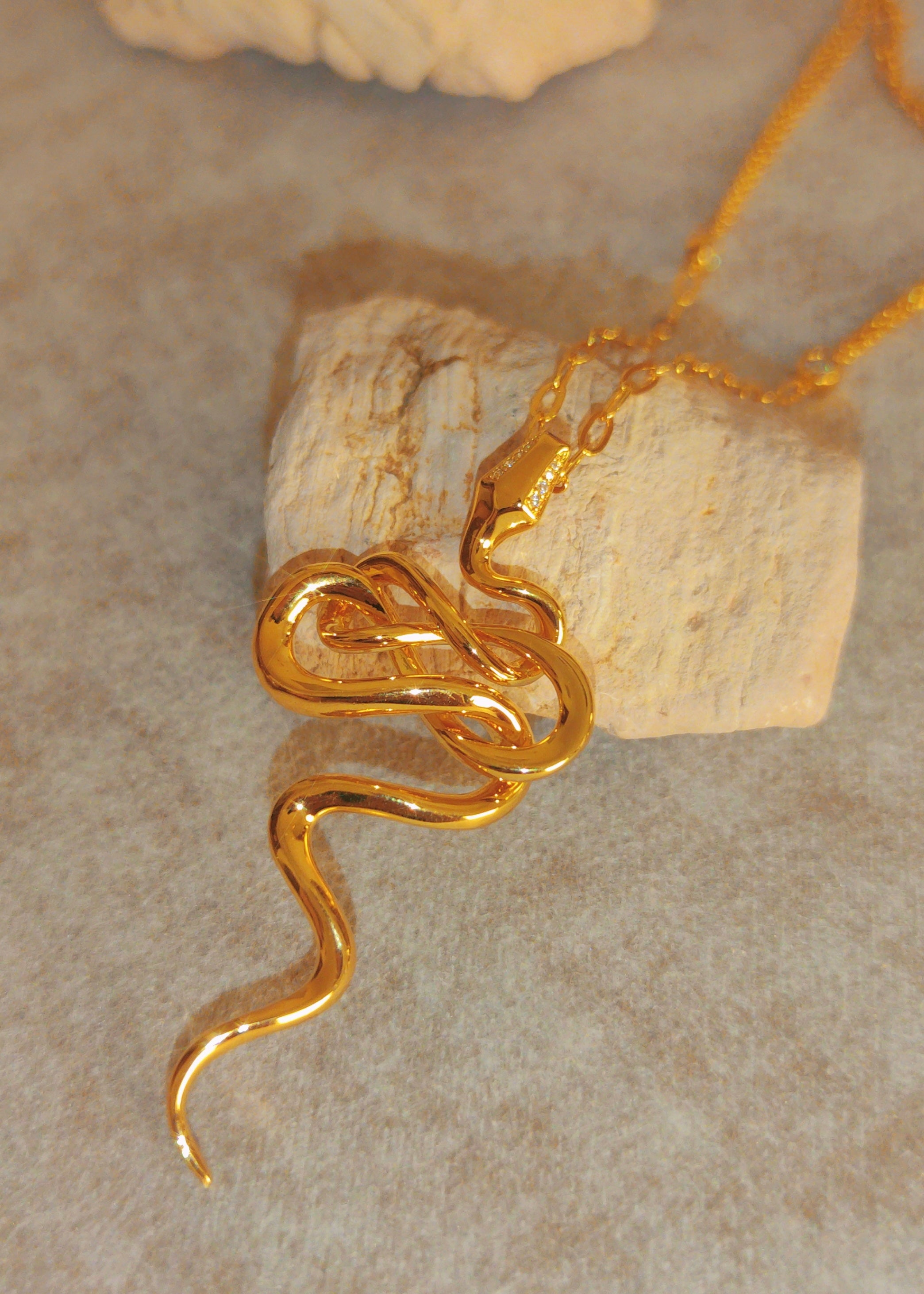 Le Serpent Necklace