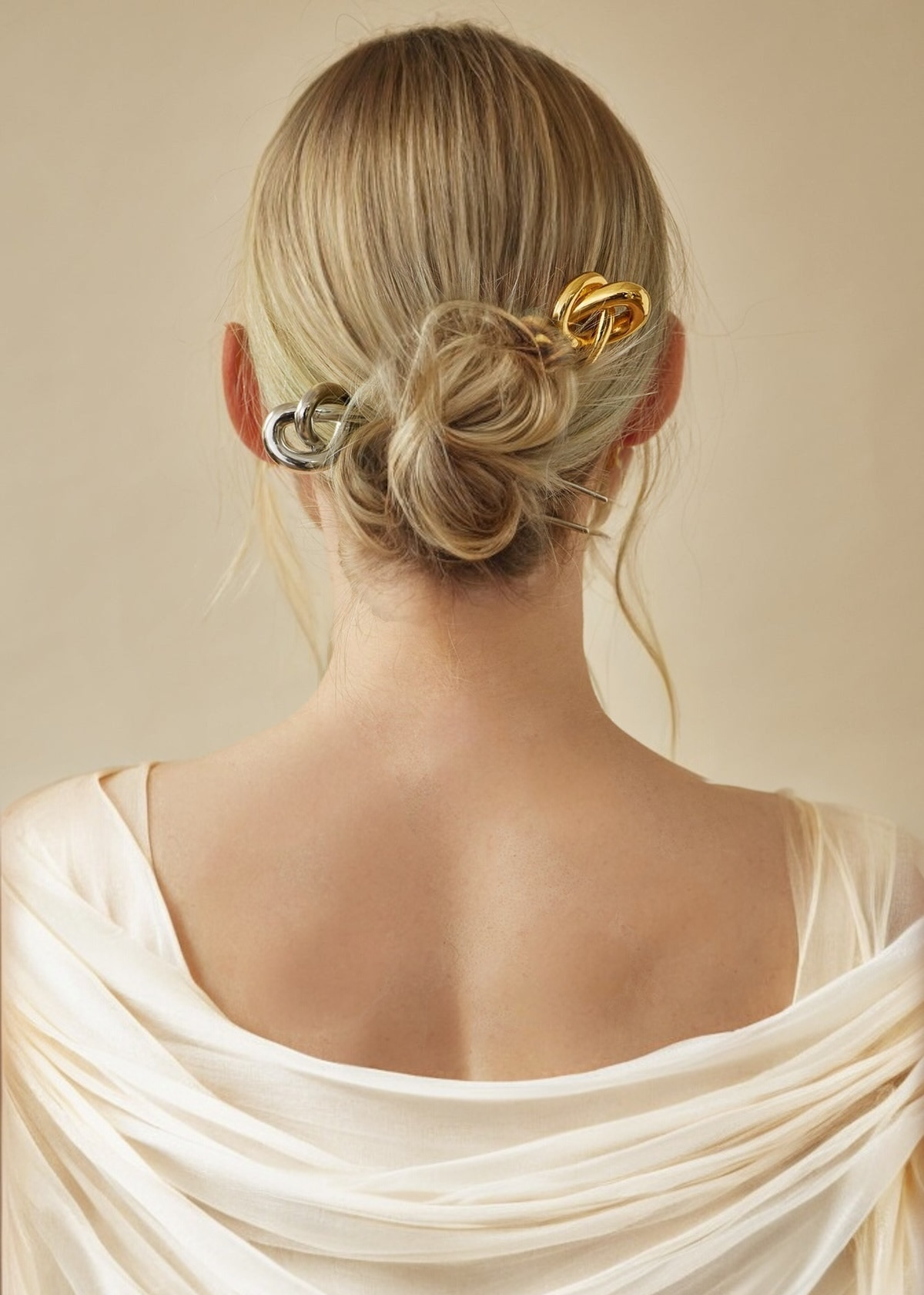 Knotted Form French Pin