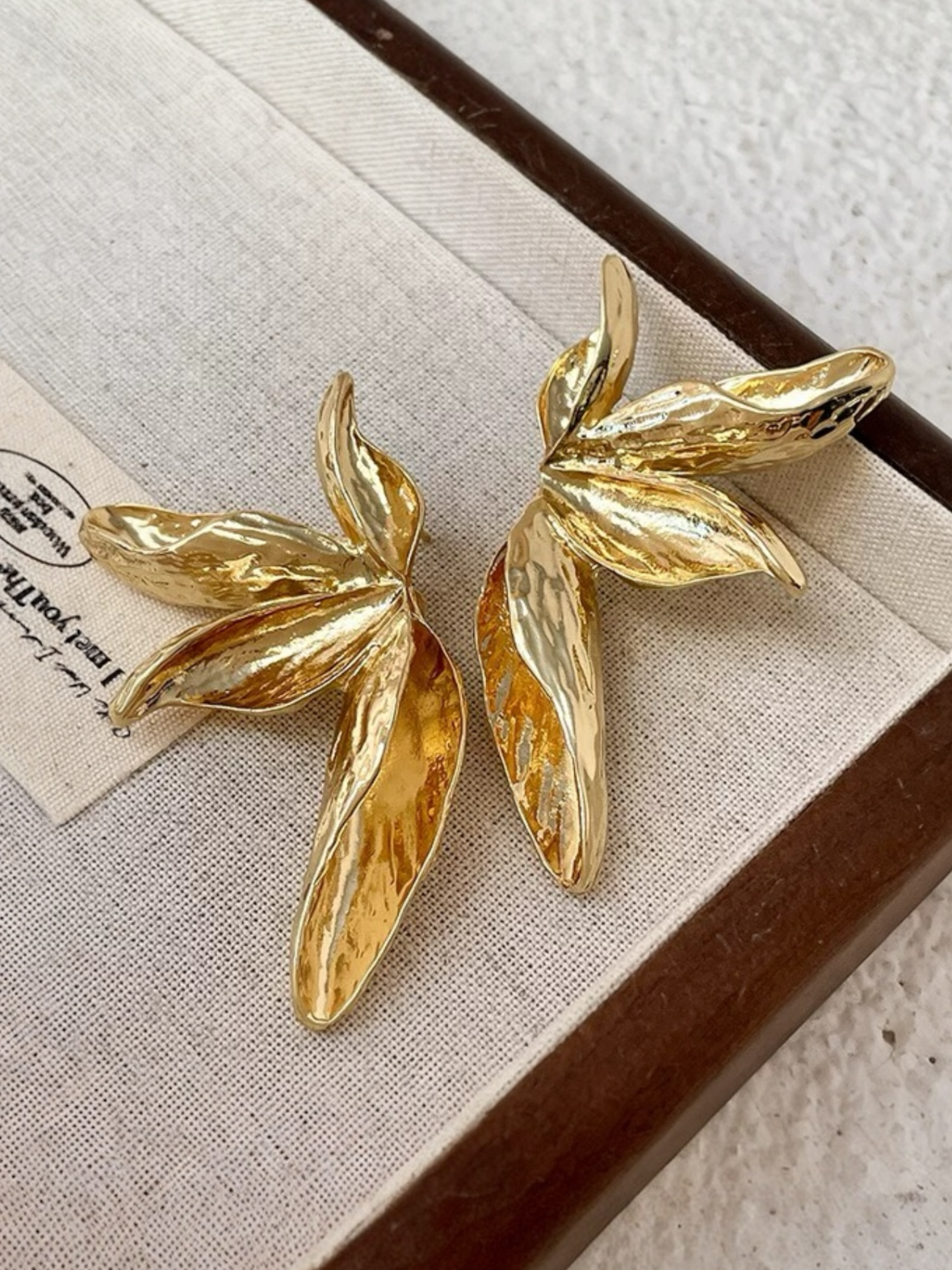 Flora Curve Studs