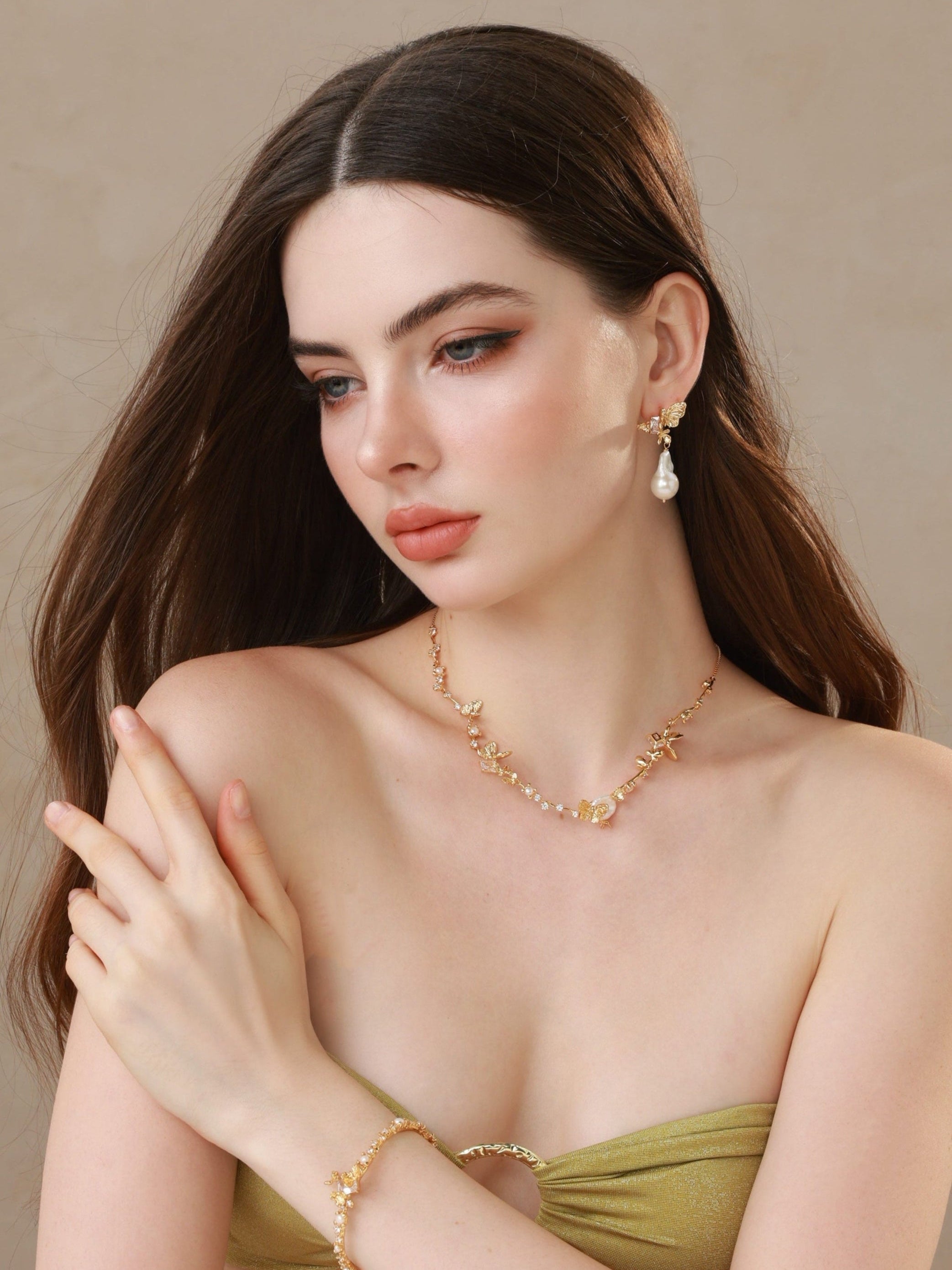 BUTTERFLY DUSK NECKLACE