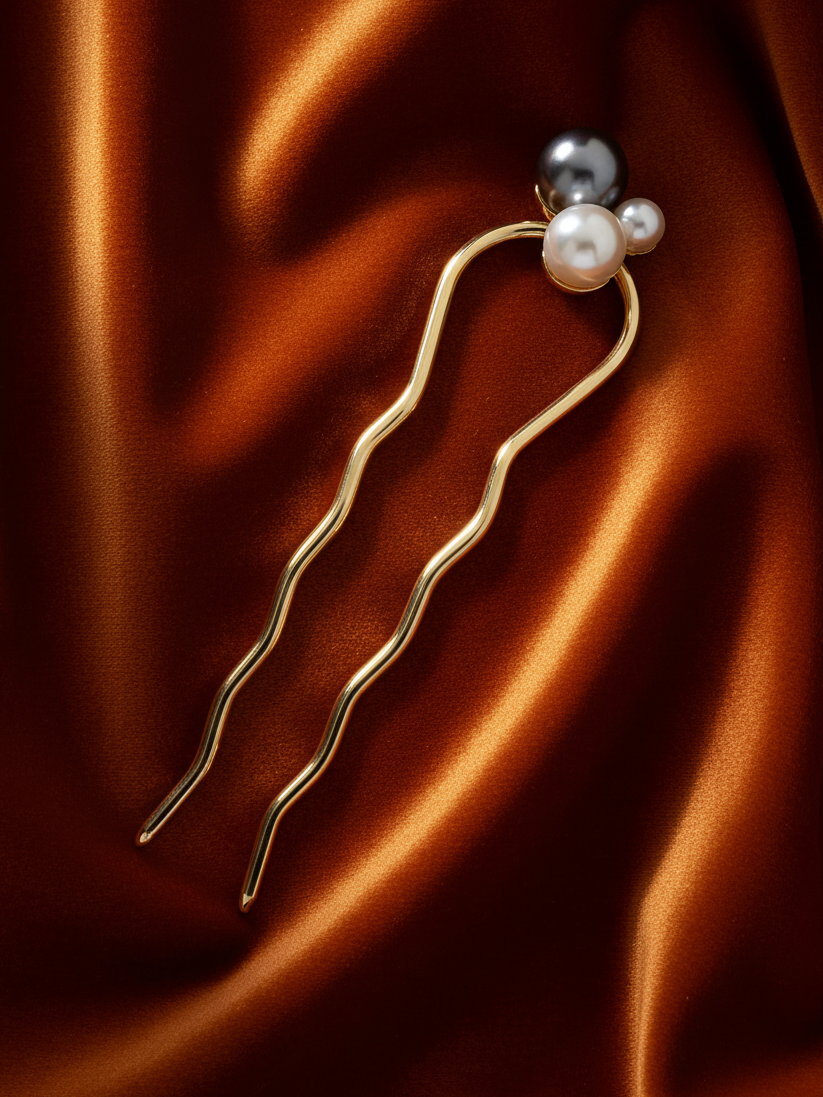 Alouette Pearl French Pin