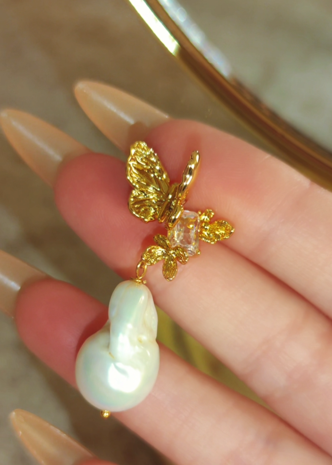 Butterfly Dusk Pearl Drops