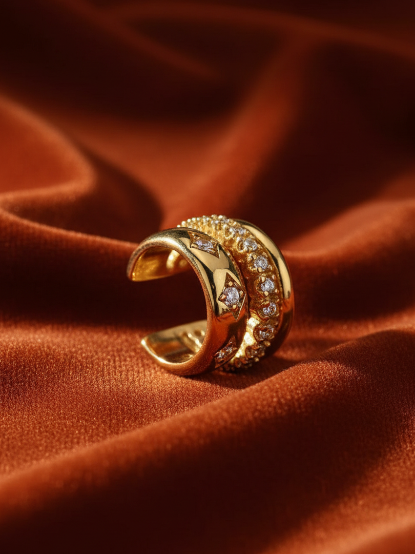 Celestia Curve Ear Cuff