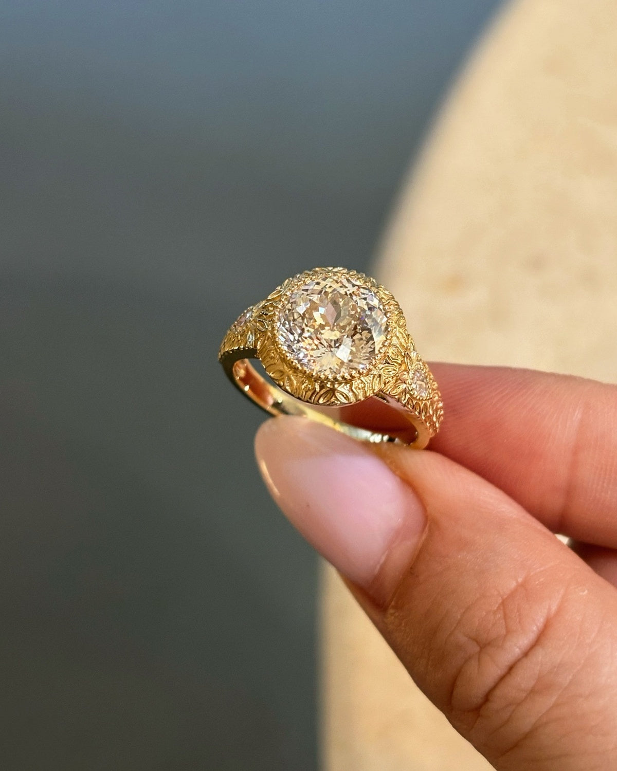 Florale Halo Ring by MONICONIC