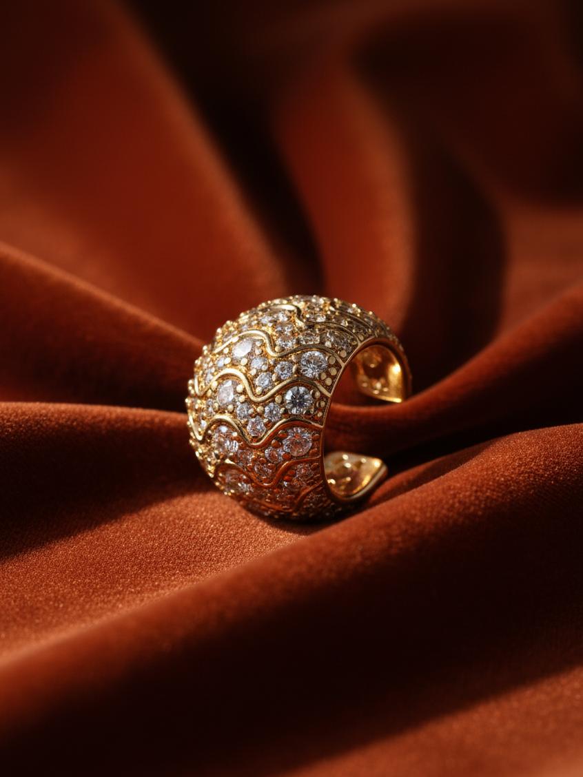 Valora Pavé Ear Cuff