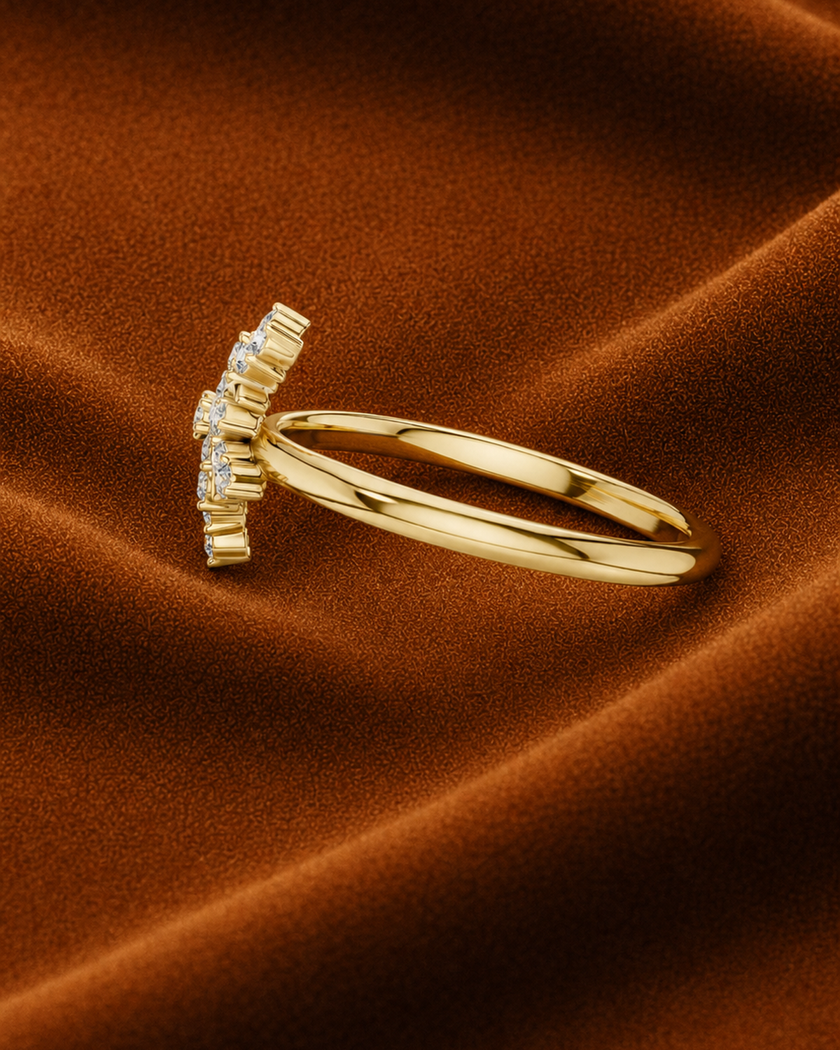 Starburst Cluster Ring by MONICONIC