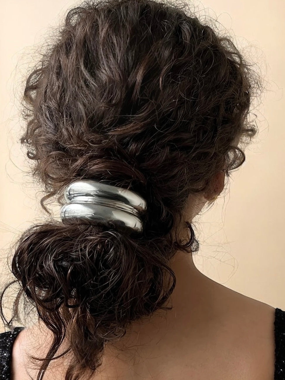 Lustre Curve Pony Cuff