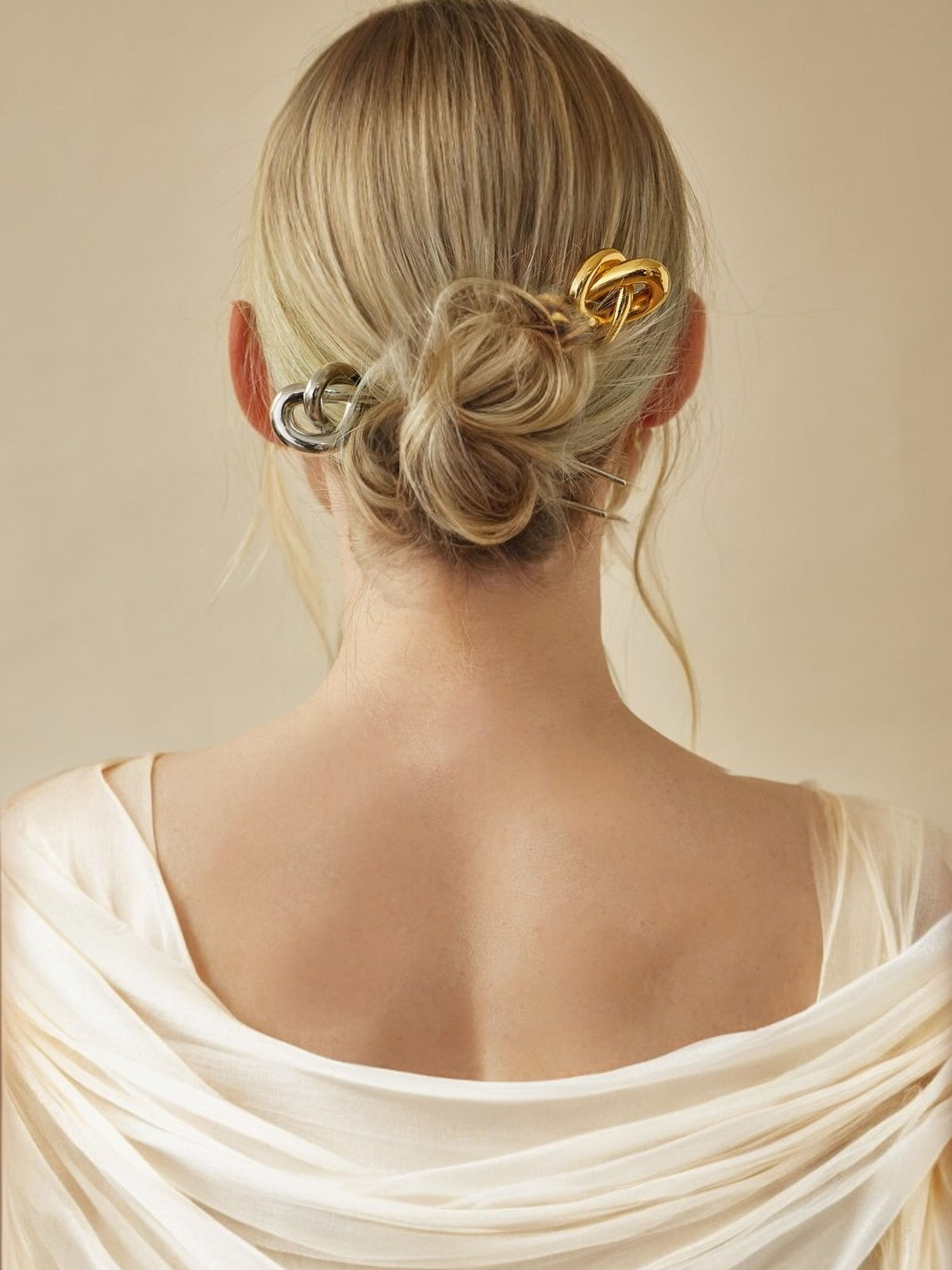 Knotted Form French Pin