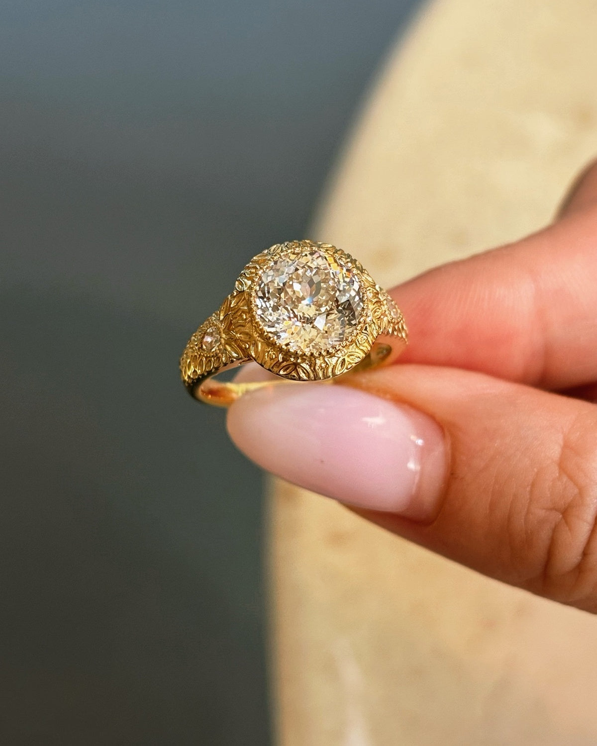 Florale Halo Ring by MONICONIC
