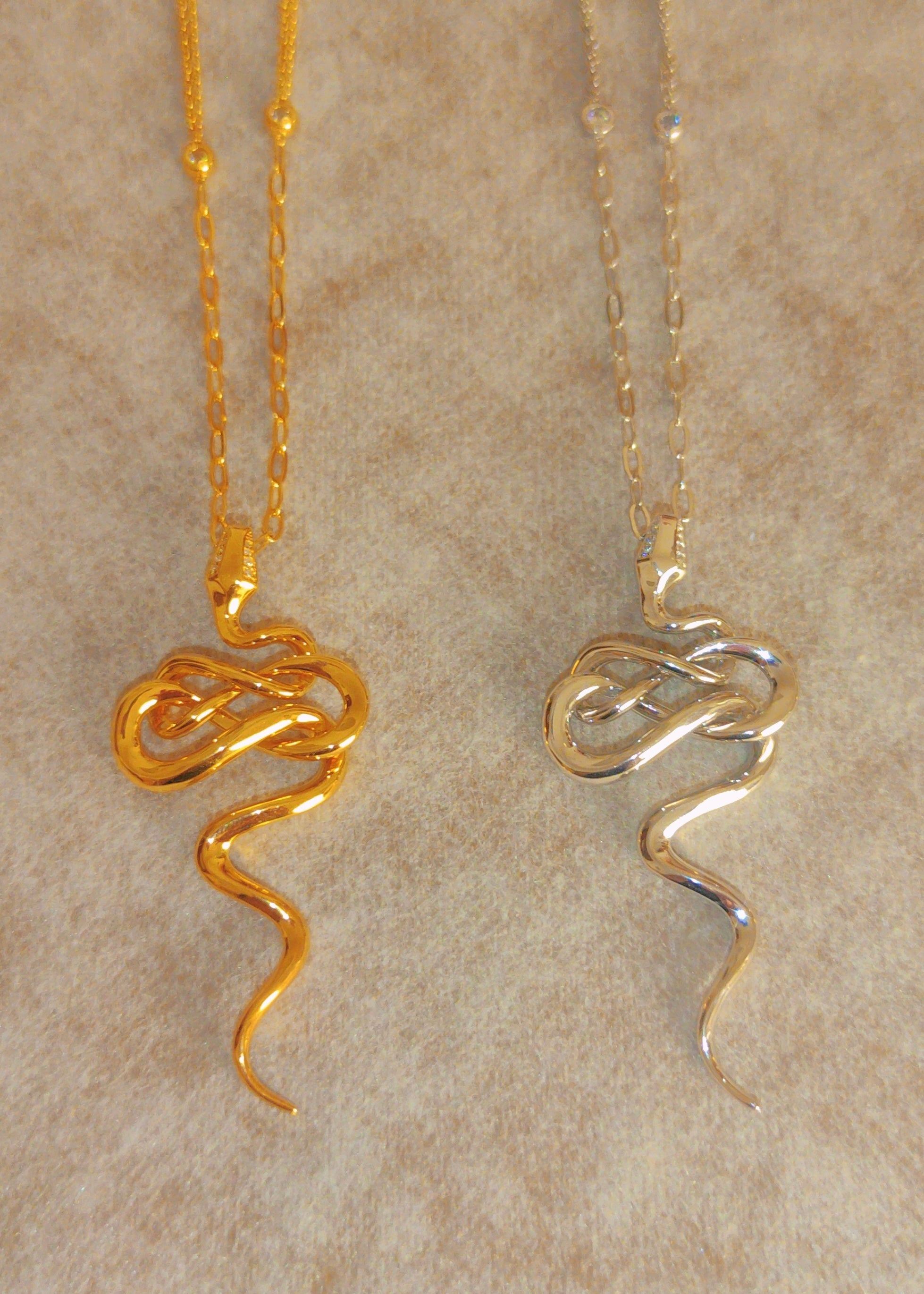 Le Serpent Necklace