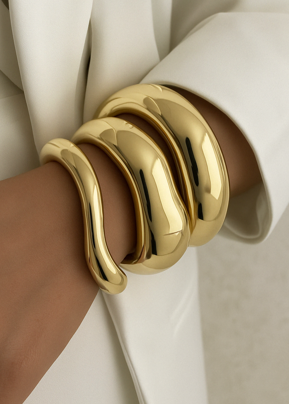 Solis Dome Cuff