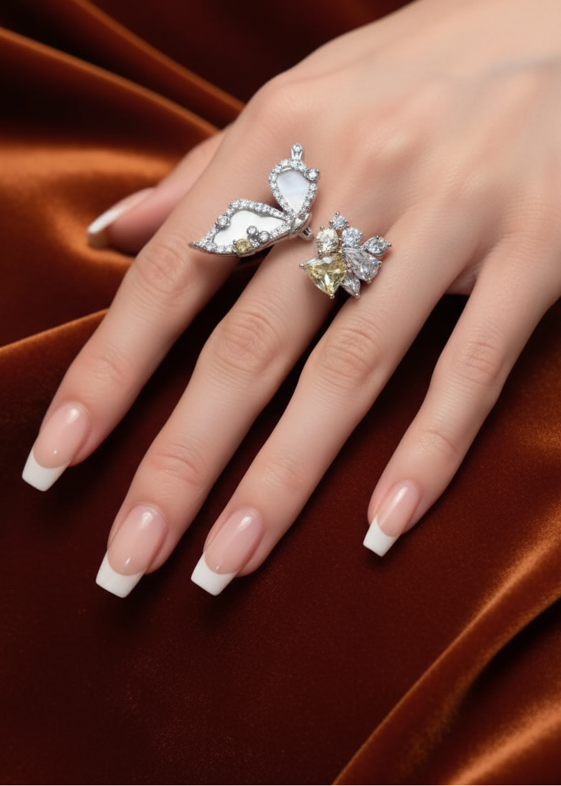 Butterfly Bloom Daisy Ring