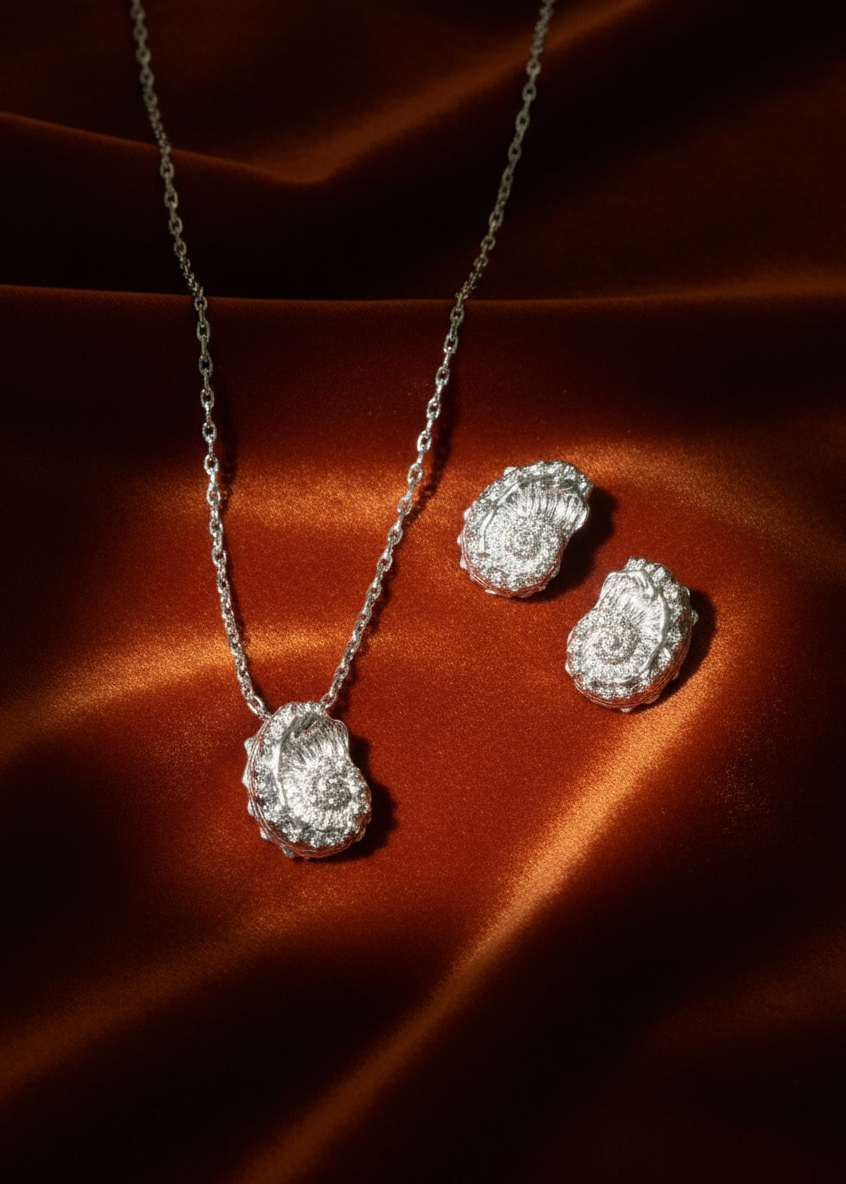 Nerina Shell Pendant