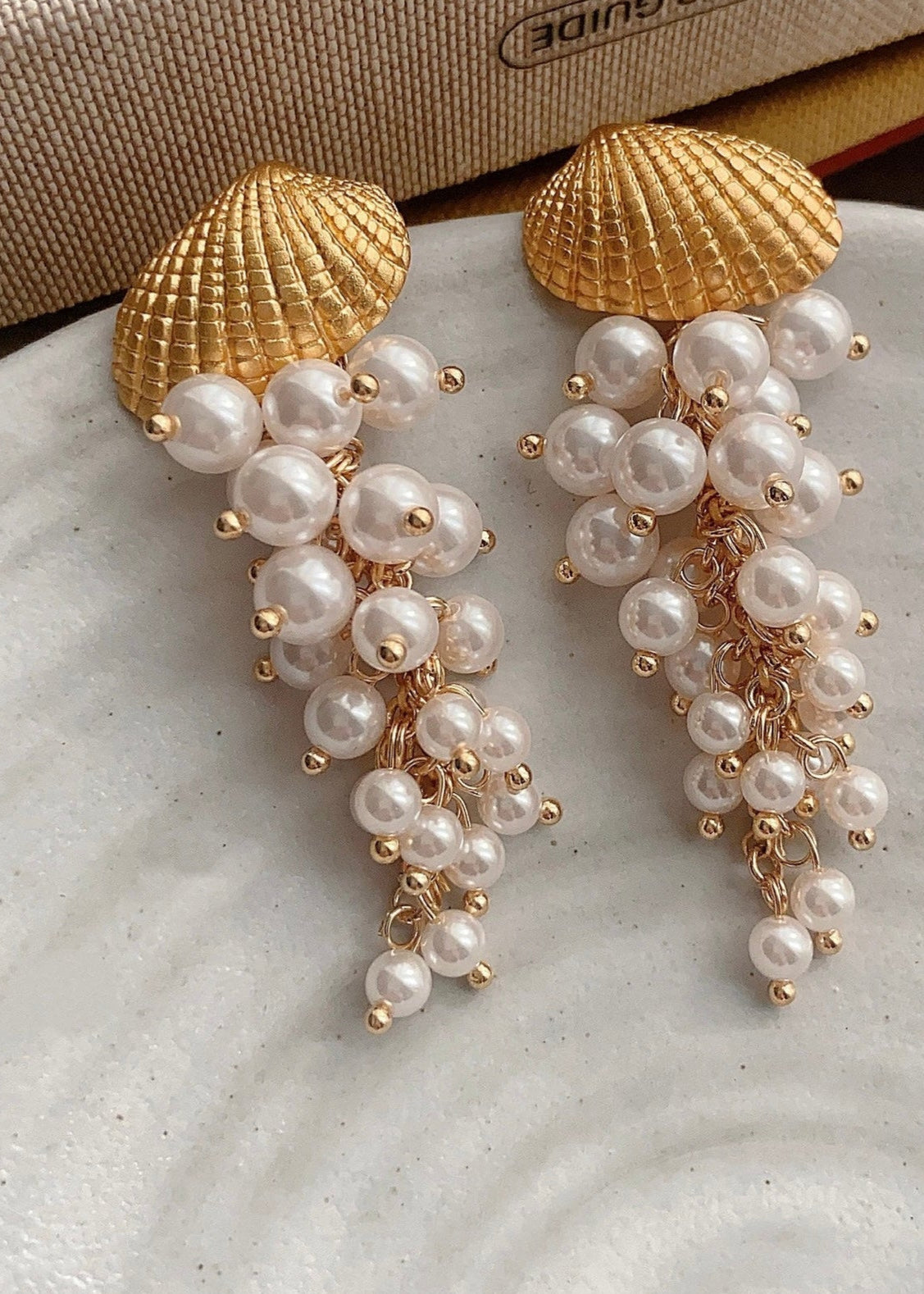 Cascade Shell Drops