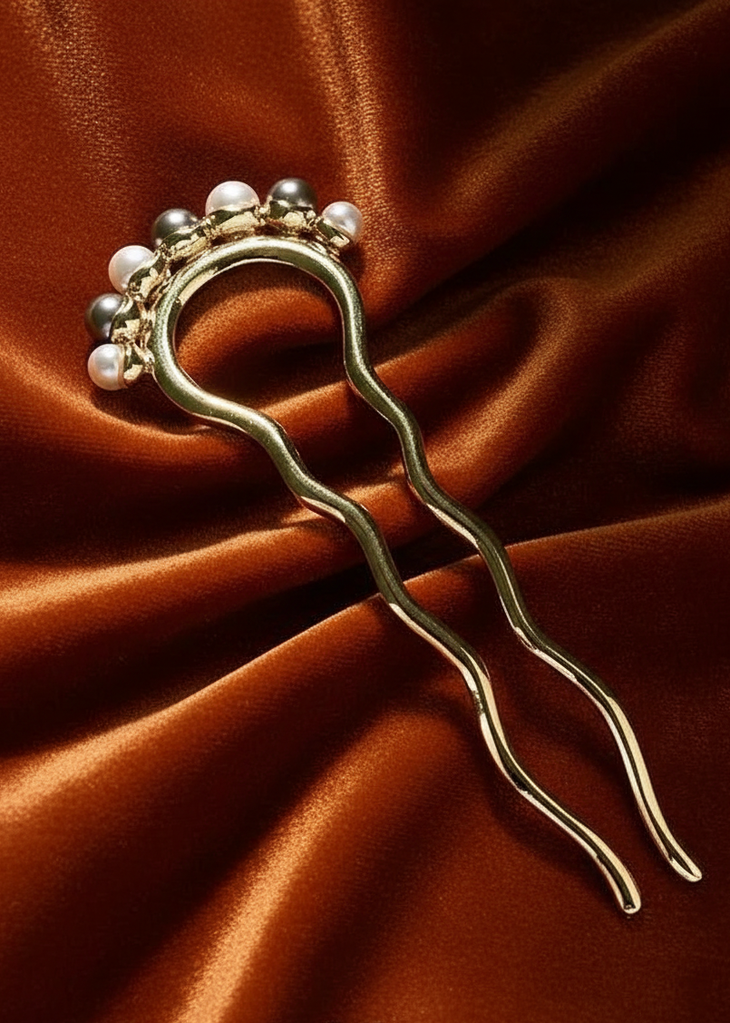 Marielle Pearl French Pin