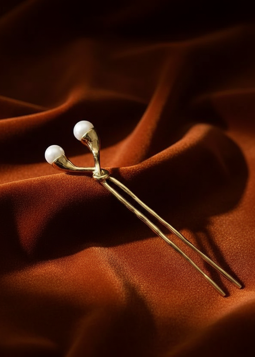 Éloise Pearl Hair Pin