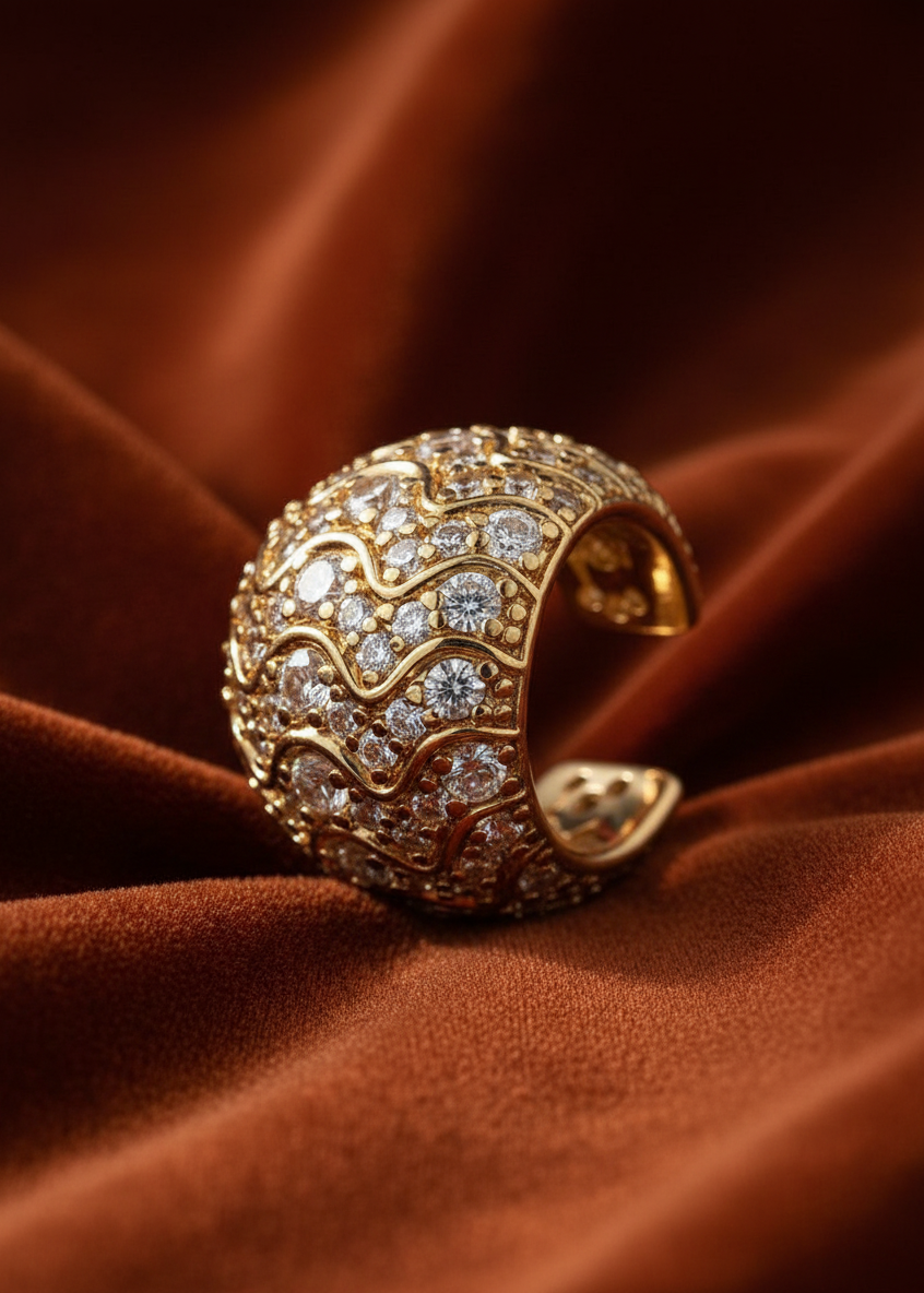 Valora Pavé Ear Cuff