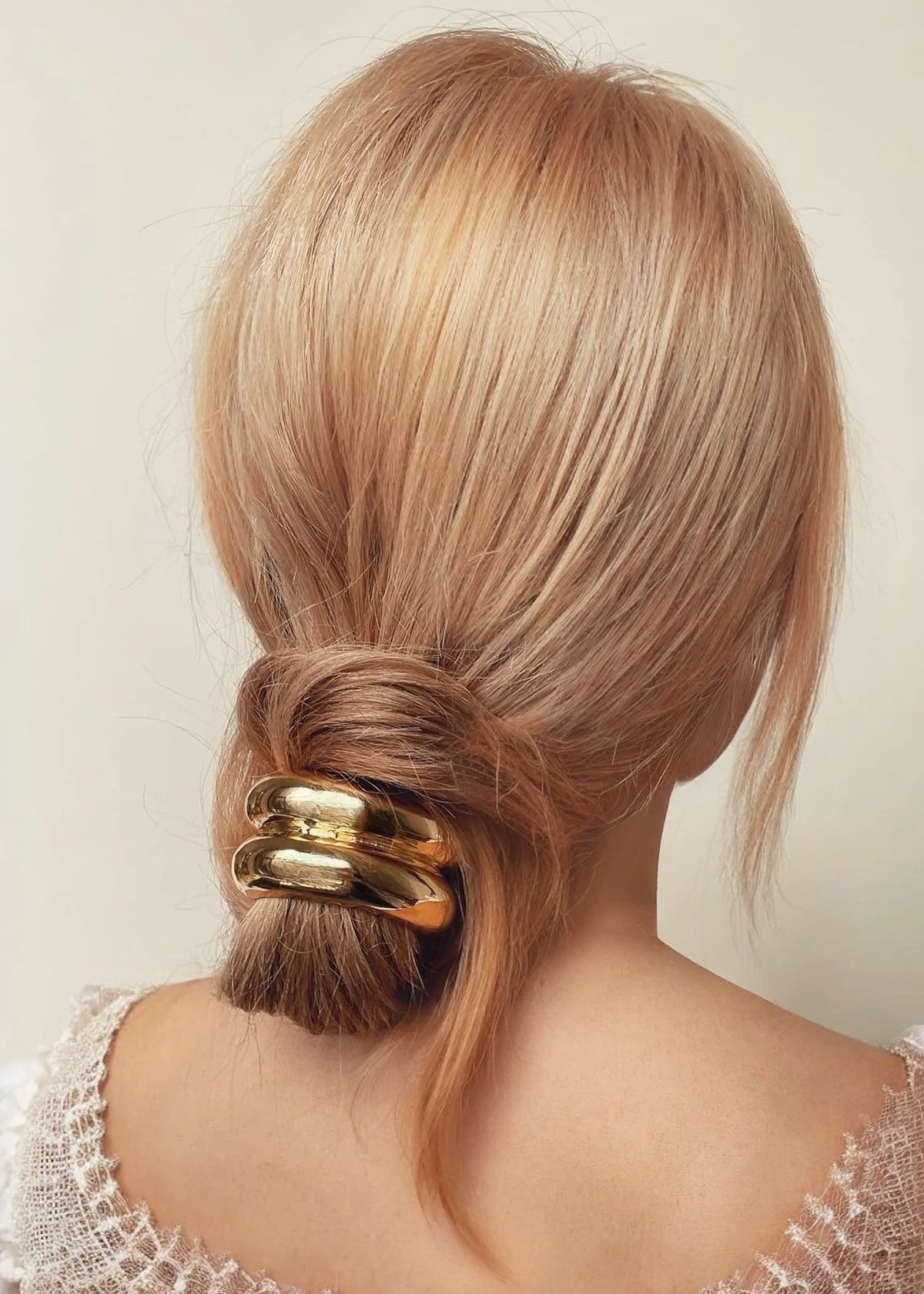 Lustre Curve Pony Cuff