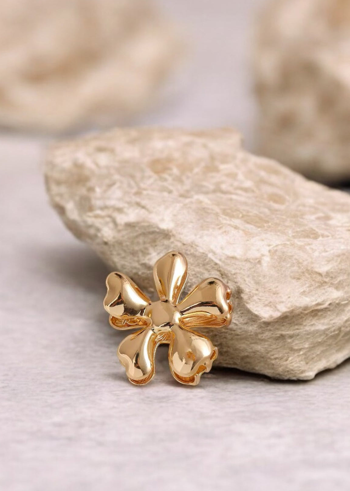 Mini Bloom Claw Clip