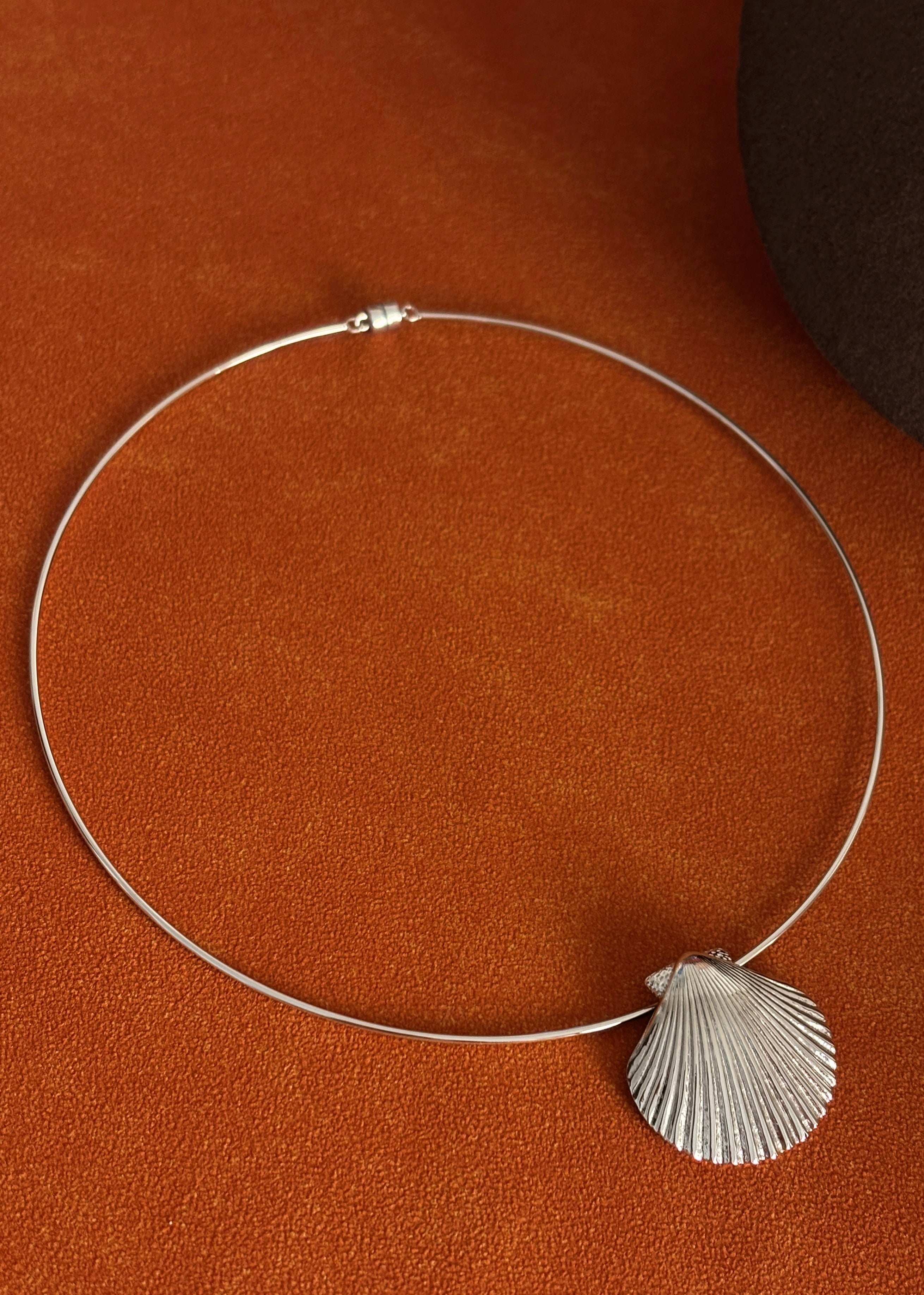 Tide Shell Collar