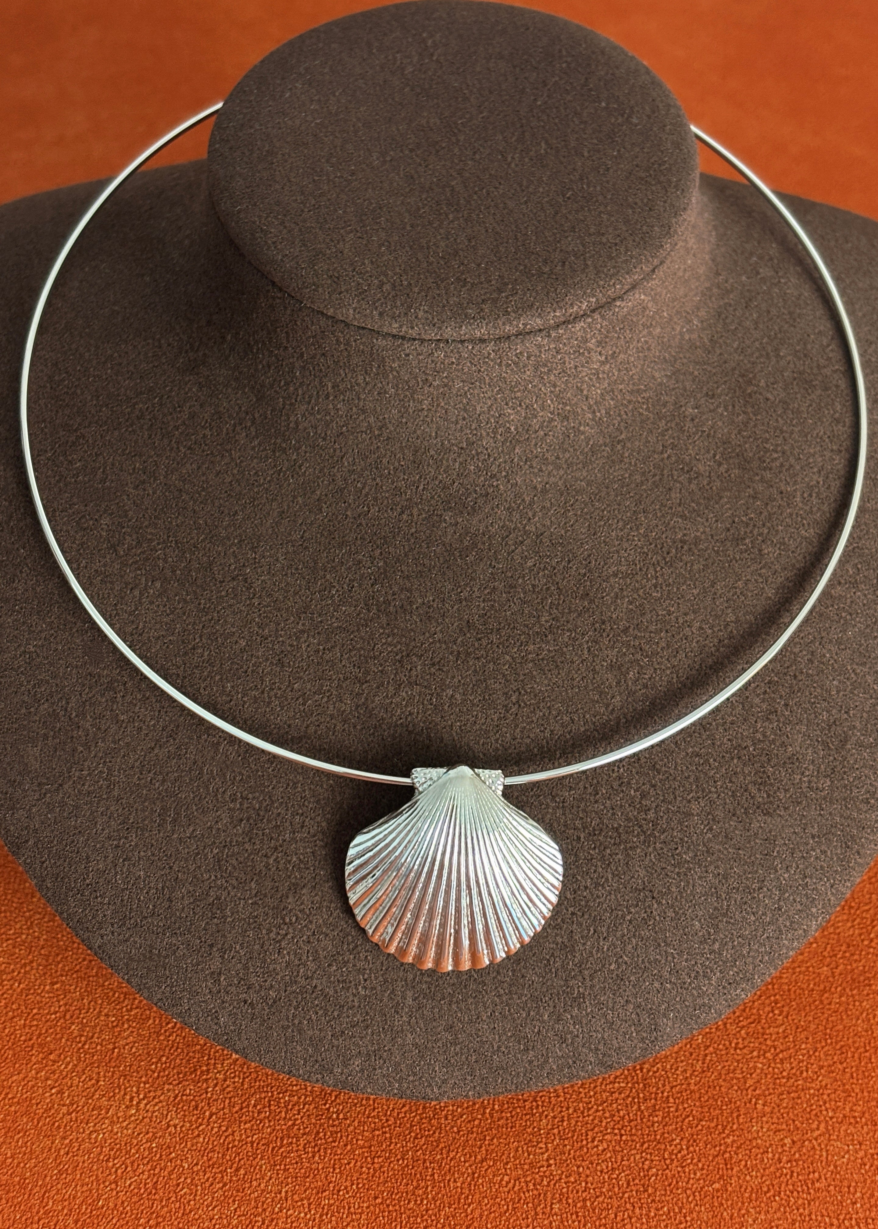 Tide Shell Collar