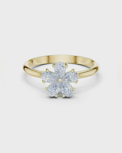Pear Rosette Ring by MONICONIC